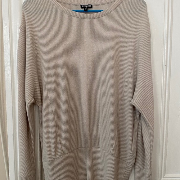 Express sweater - Picture 2 of 3